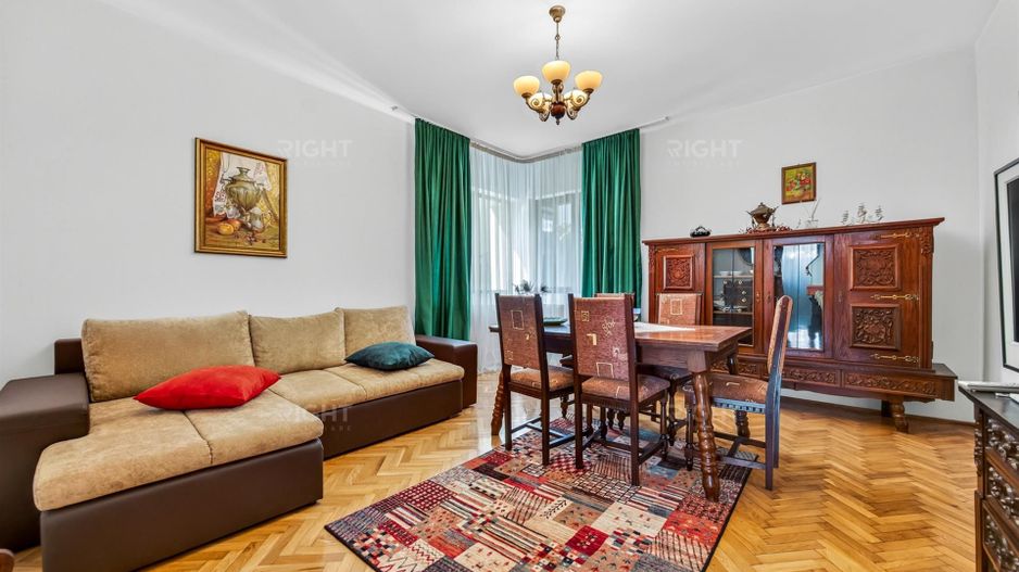 Casa pe 3 niveluri | Terasa cu priveliste | 3 parcari | Pozitie centrala - Poză 7