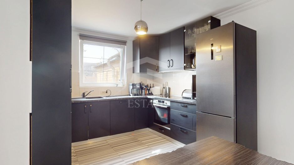 DOBROESTI - Ciresului | Vila tip Duplex - Curte + Parcari - Poză 13