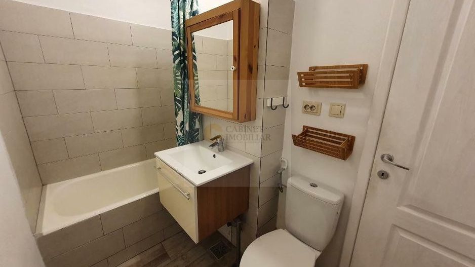 Garsonieră 40mp | Mobilată complet | Bloc cu lift | Bulevardul Decebal - Poză 10