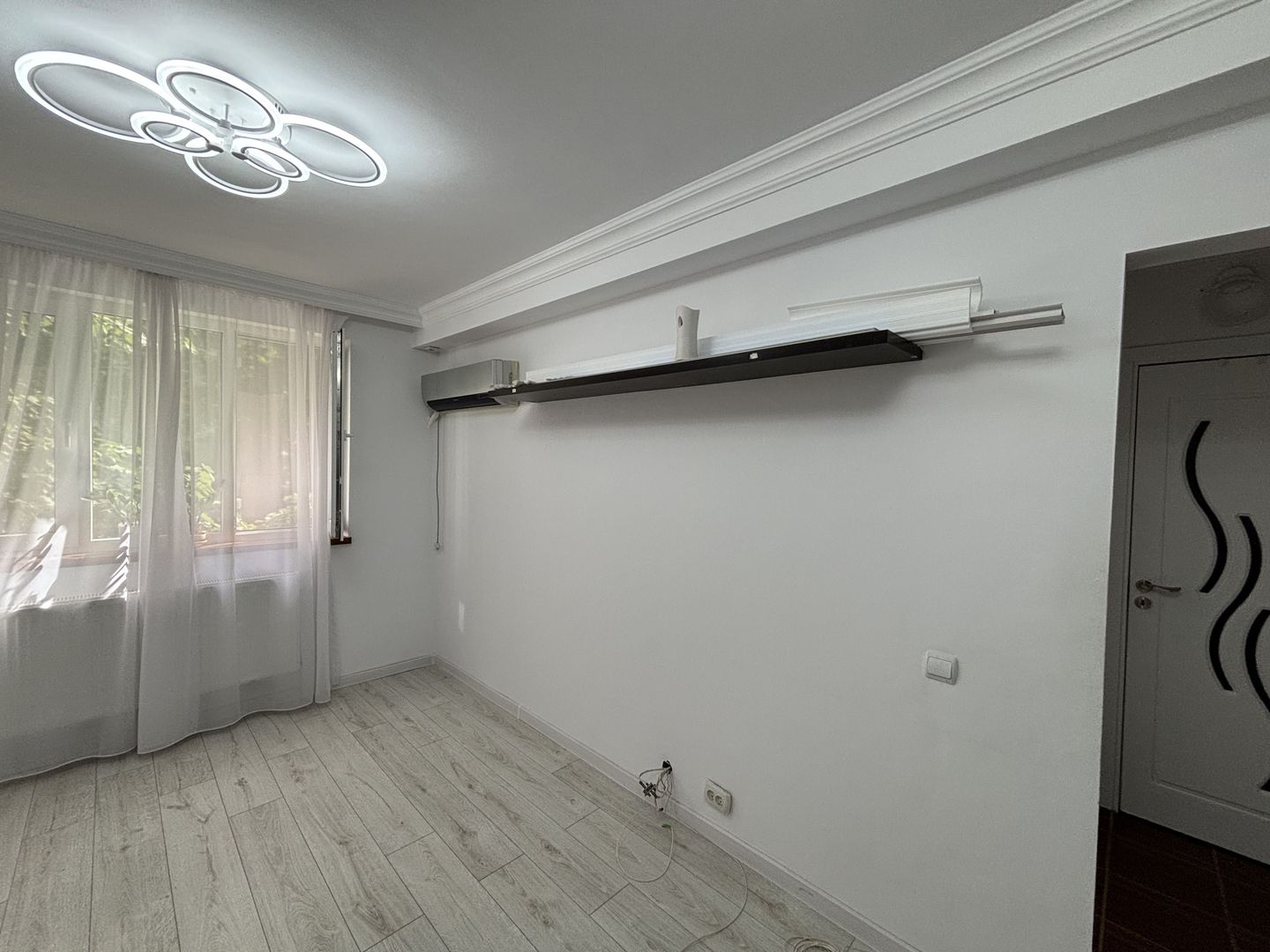 Apartament 3 camere Ozana – etaj 1, parcare inclusă, pet friendly - Poză 2