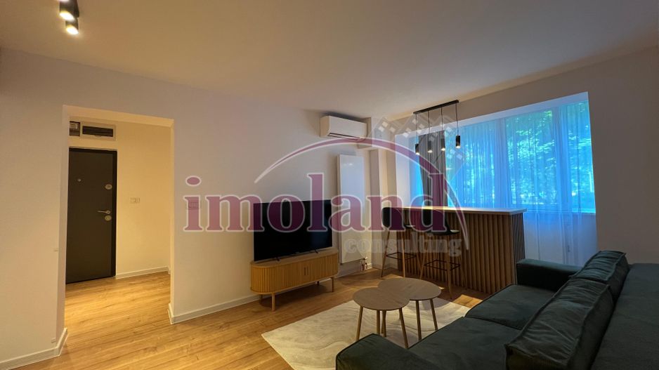 Apartament 2 camere - prima inchiriere - Drumul Taberei - Poză 1