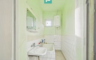 Casă cu 5 camere și teren 957 mp în Olari - Poză 8