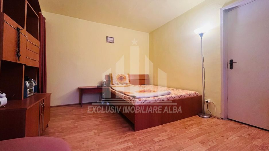 Apartament cu 2 camere, Cetate - Poză 3