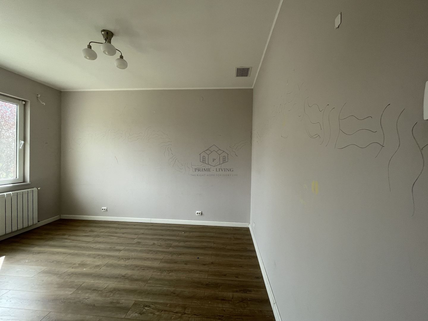 VILA SPATIOASA LA INCHIRIERE IN ZONA PIPERA LANGA SCOLI - Poză 14