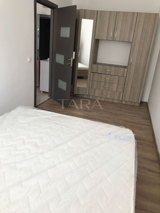 Apartament 2 camere, decomandate,  Floresti, zona Vivo - Poză 1