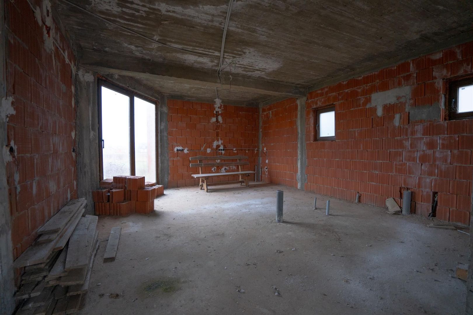 Casa de vanzare 7 camere P+E Sanmartin sat.Rontau - Poză 2