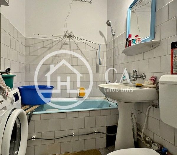 Apartament de vânzare cu 3 camere în zona Dacia, Oradea - Poză 7