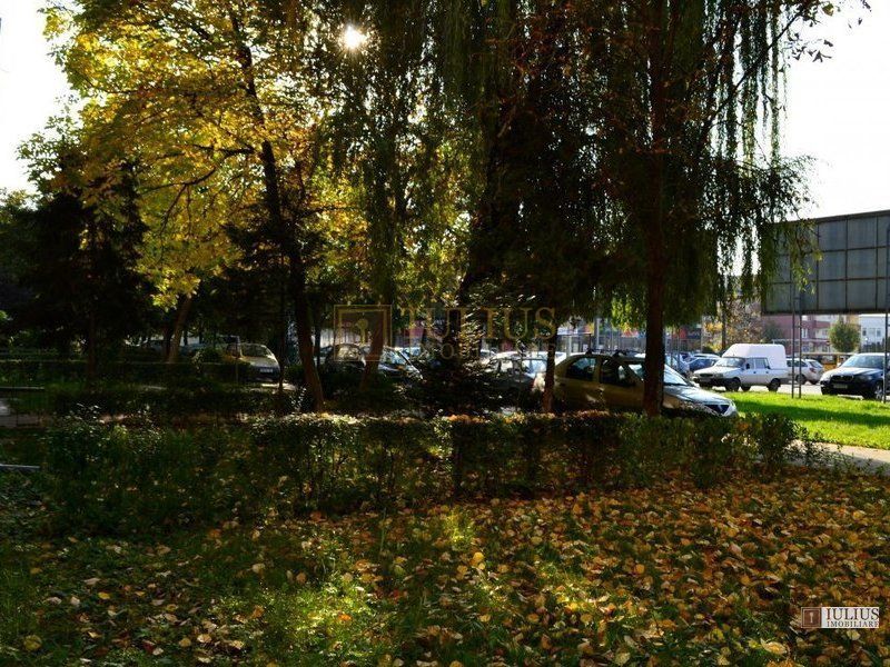 Soarelui, langa Carrefour; NU are centrala proprie. - Poză 24