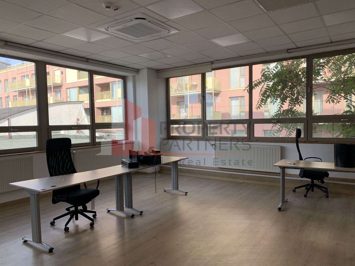 Spatii de birou individuale - Poză 8