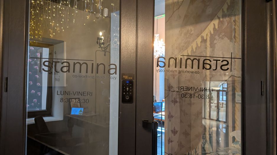 Coworking modern în zona Cișmigiu – 3 birouri de închiriat - Poză 21