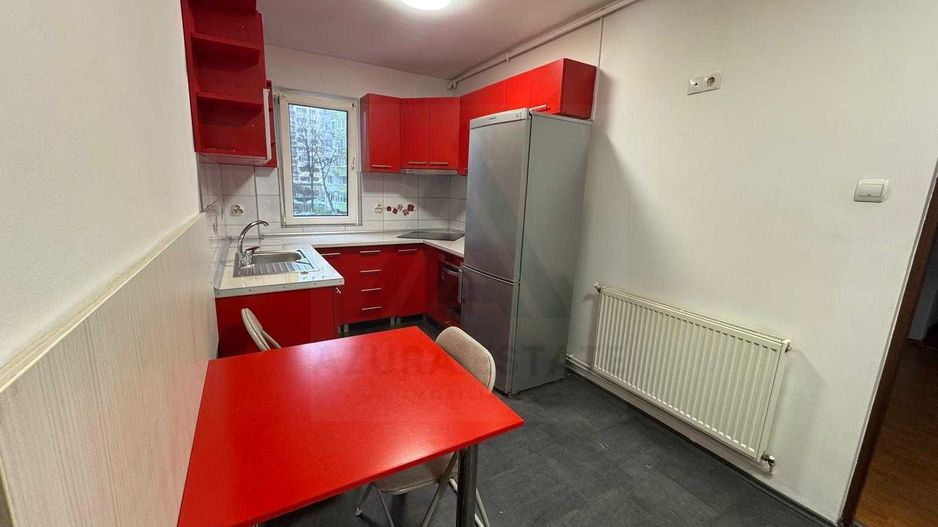 Apartament renovat 3 camere 2 dormitoare zona Mihai Viteazu - Poză 3