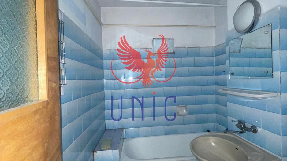 4 camere decomandate, V-uri - 1 Mai - Poză 17