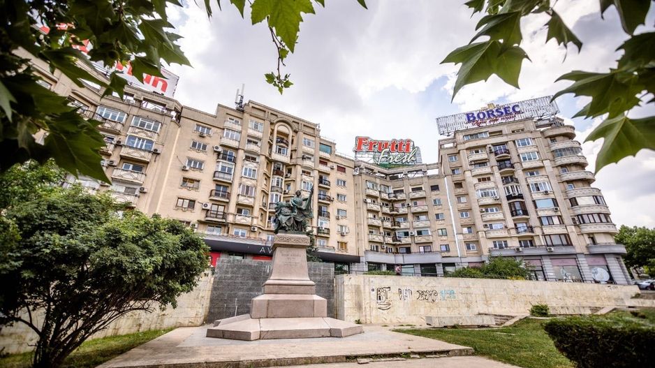 Închiriez apartament 5 camere, Piața Unirii-FÂNTÂNI - Poză 2