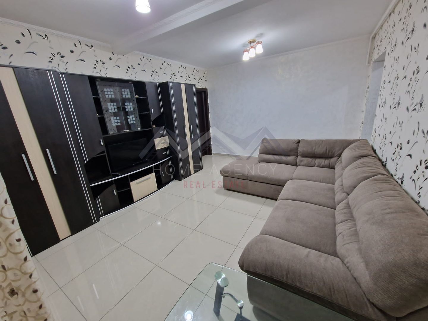 Apartament 2 camere foarte spațios Otopeni ULTRACENTRAL - Poză 3