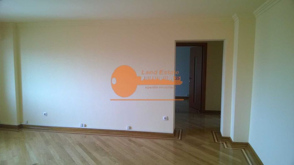 Apartament 4 Camere Zona P-ta. Alba Iulia - Poză 2