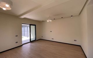 Casă tip duplex elegantă, cu finisaje moderne și priveliște panoramică - Poză 6