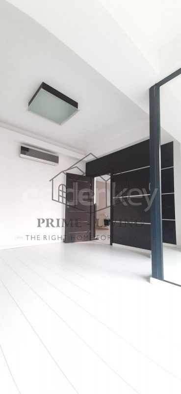 APARTAMENT CU 2 CAMERE LA VANZARE IN ZONA DOROBANTI - Poză 3