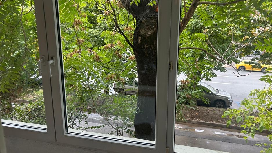 Apartament spatios cu trei camere, Vatra Luminoasa - Poză 13