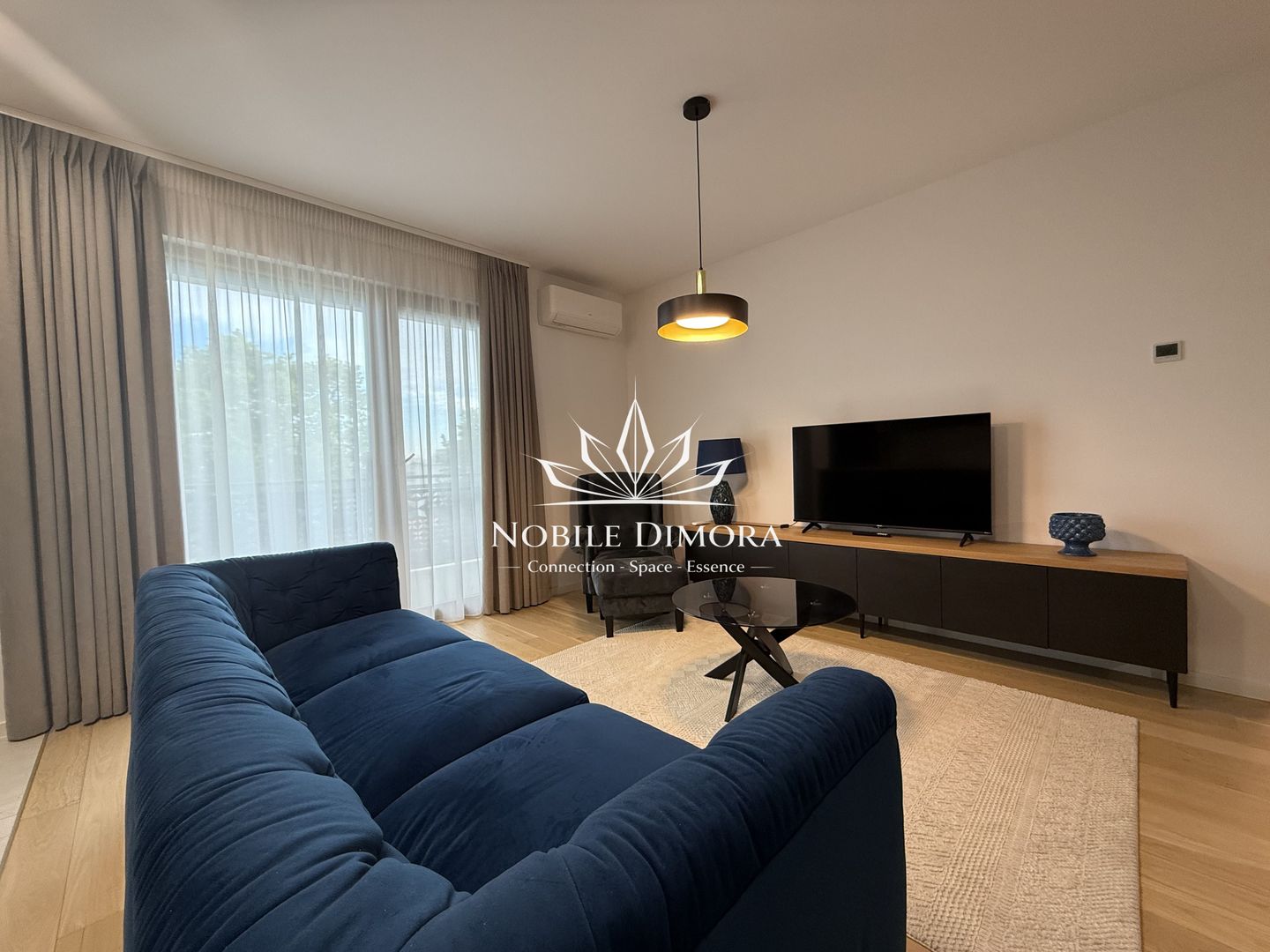 Monarch - Apartament modern cu 3 camere, 2 bai, parcare subterana - Poză 1