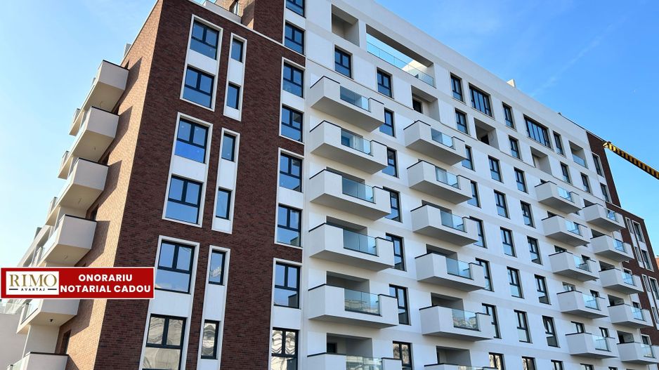 Crystal North - Poză 1