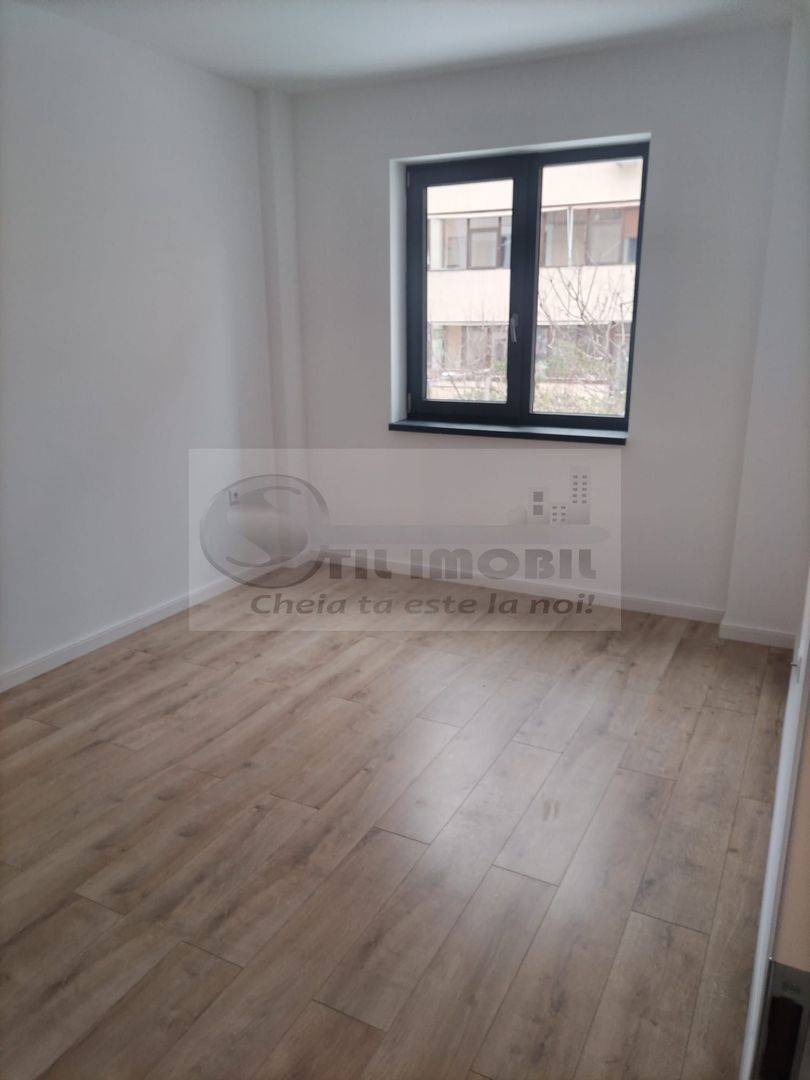 Apartament 3 camere, 2 băi -Valea Lupului-136.900 euro - Poză 5