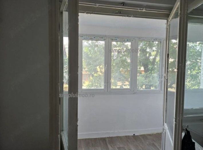Proprietar, vand ap. 3 camere semidecomandat, Gorjului, et. 3 9 - Poză 3