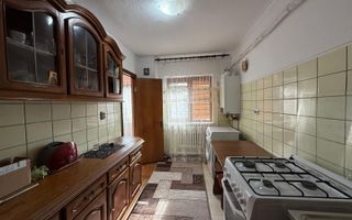 De vanzare apartament 3 camere decomandat,  Pietonalul Transilvaniei. - Poză 4