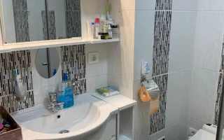Apartament 4 Camere Renovat Complet Berceni - Poză 20
