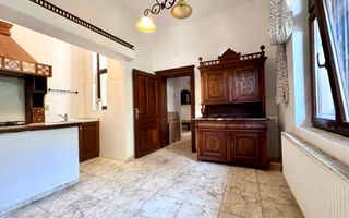 Casă pretabilă pentru spațiu de birouri, cu teren – în zona Bălcescu - Poză 17