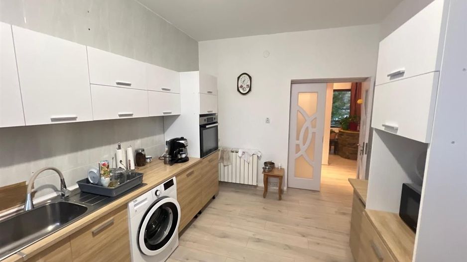 Casa P+M Su 268 mp 2 fronturi stradale - Poză 16