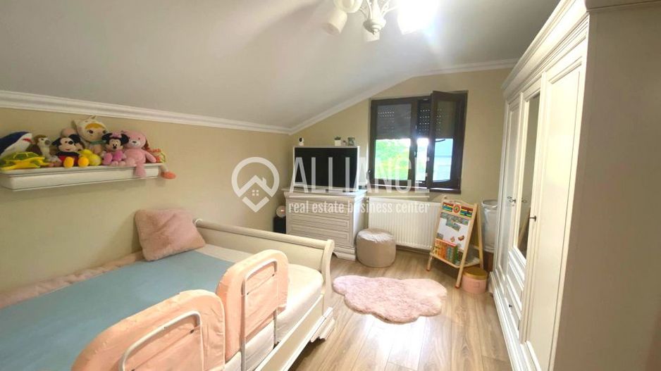 Valu lui Traian(COD 07) - Casă P+M  5 camere zona Penny - Poză 11