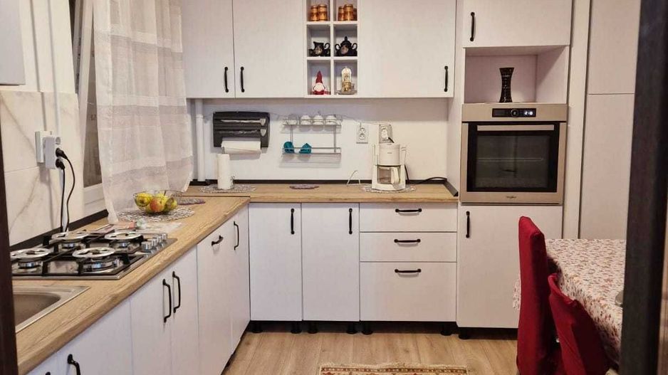 APARTAMENT 3 CAMERE DE INCHIRIAT |  RENOVAT |  GORJULUI - Poză 1