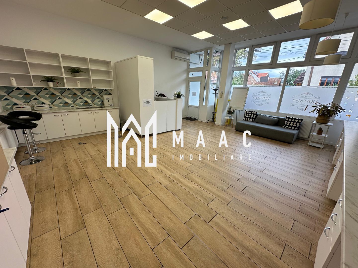 Spatiu comercial I Nou Renovat I Zona Trei Stejari - Poză 3