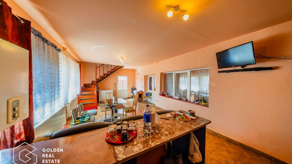 Casa P+M, teren în suprafata de 500 mp, Utvin - Poză 4