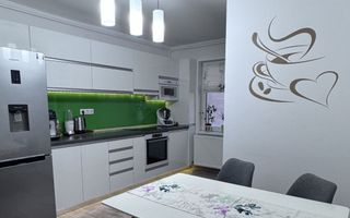 Apartament cu 3 camere, zona Fortuna - Poză 6
