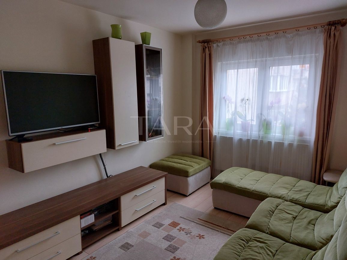 Apartament 4 camere, 78 mp, 2 băi, 2 balcoane,  zona Plopilor. - Poză 1