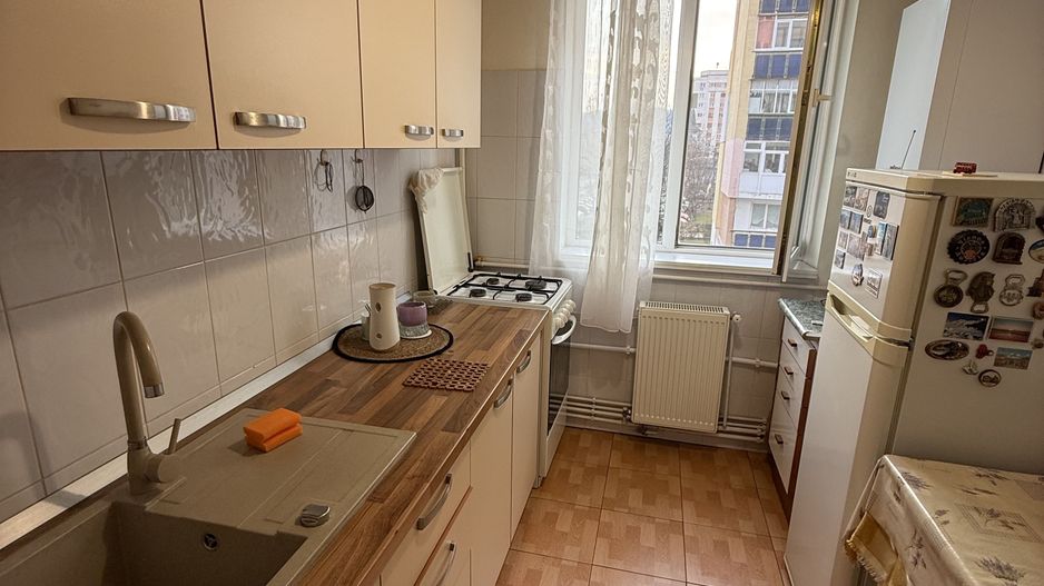 Apartament 3 camere 60 mp etaj 2 - Campina ,langa OMV - Poză 10