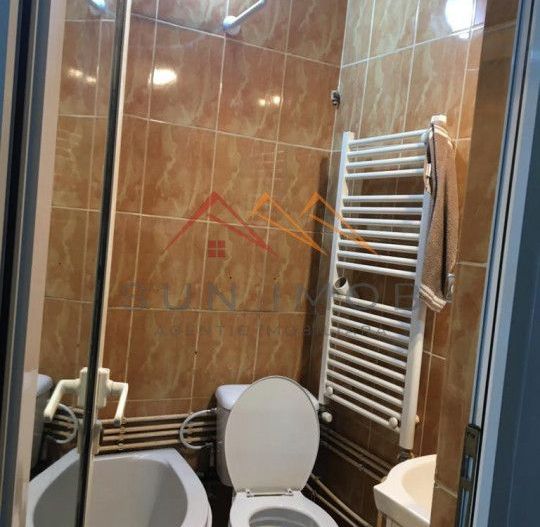 De inchiriat Garsoniera, central, 23 mp, mobilata si utilata 1+1 - Poză 5