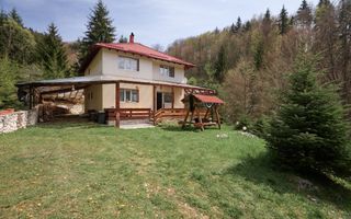 Casa de vacanta sau pensiune in Dâmbovicioara 5 camere, 5 bai, 6412 mp teren - Poză 7