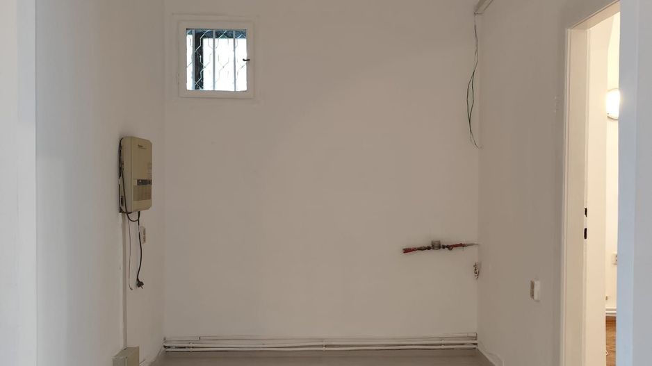 Birou 103 mp, 4 camere, ultracentral, str.I.Vulcan, Oradea, INCHIRIERE - Poză 8