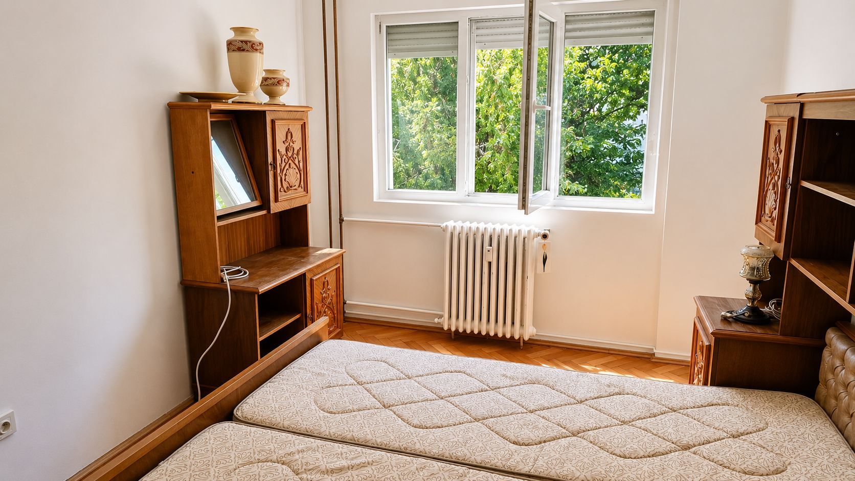 Etaj intermediar | 3 camere | 66 mp + balcon | Zona Spitalul Județean - Poză 9
