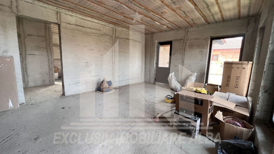 Casa individuala de vanzare, semifinisata in zona Sard - Poză 5