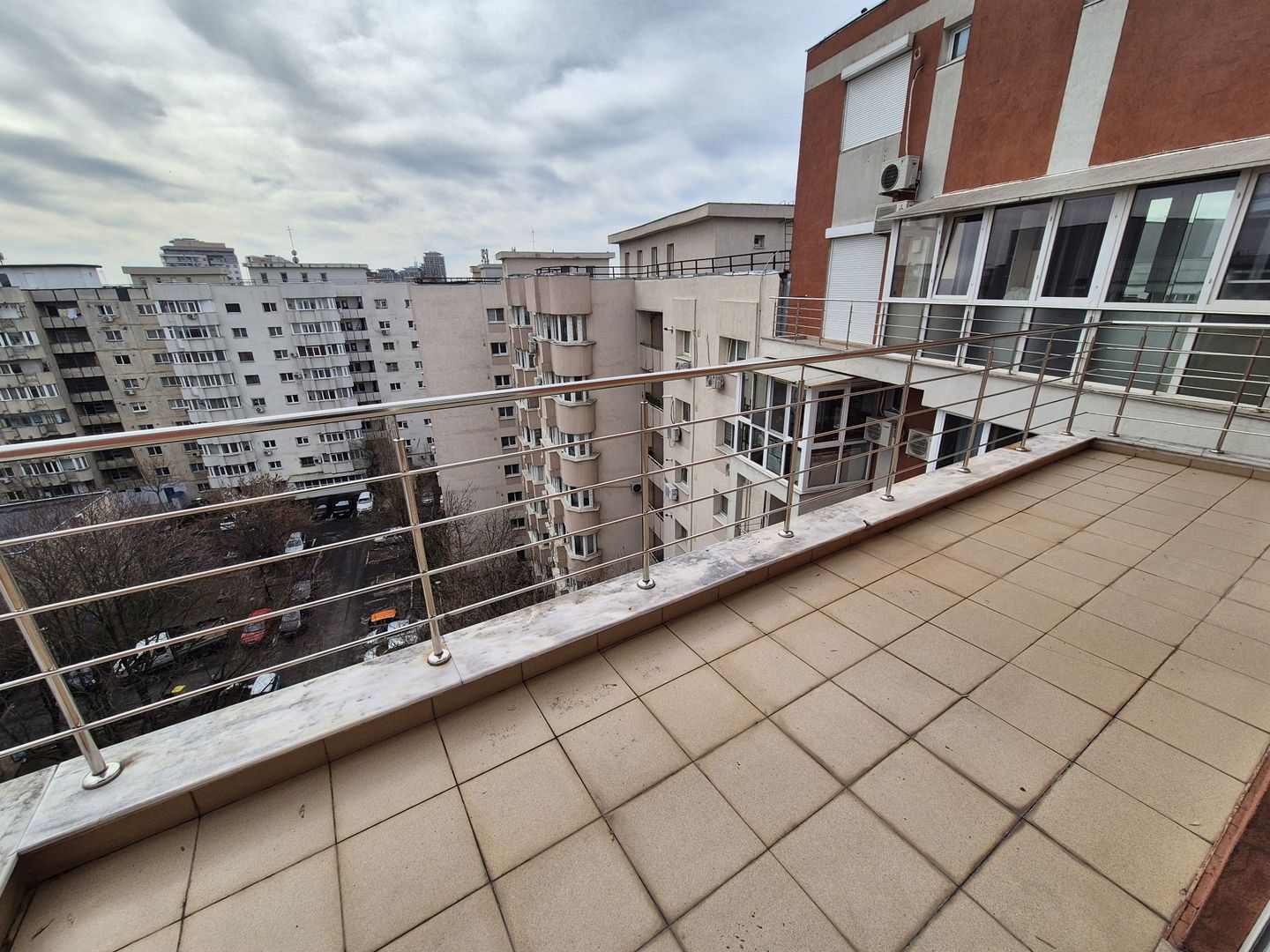 Penthouse exclusivist 134,17 mp + loc de parcare 50 euro/luna - Mall Vitan - Poză 19