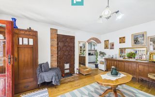 Casă cu 6 camere pe teren de 2029 mp – Miniş - Poză 6