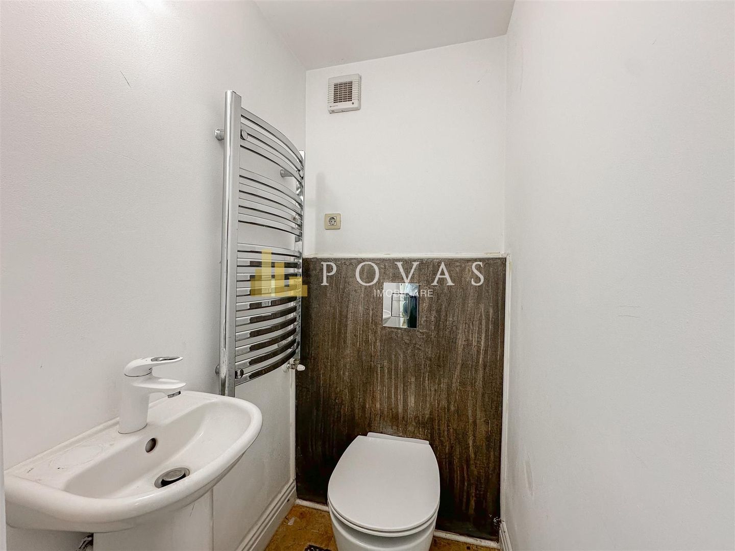Vanzare Casa Reconsolidata Vatra Luminoasa 5 Camere - Poză 29