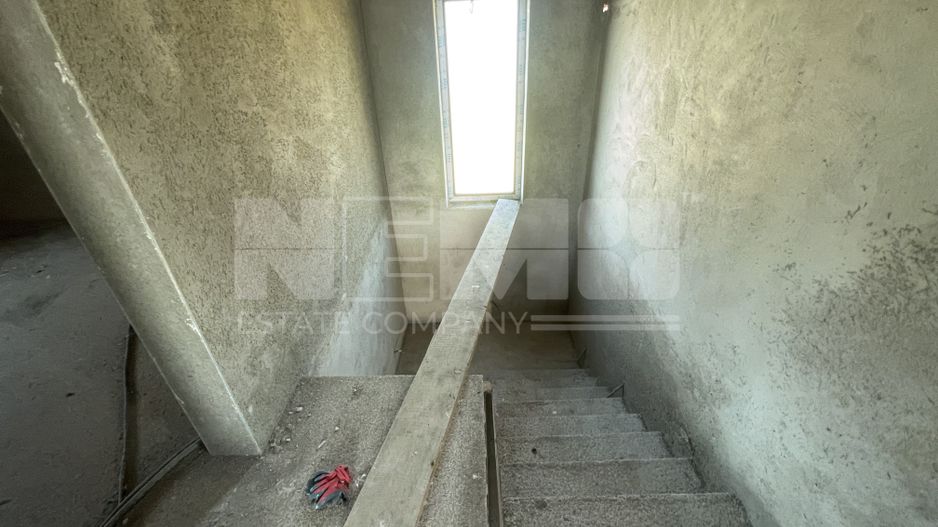 CASA LA ROSU DIN CARAMIDA + GARAJ I 12,5 ARI I VICOV DE SUS I - Poză 15