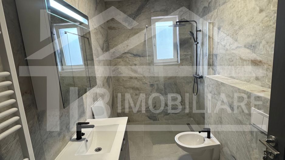 Casa cu 4 camere, 110 mp, Zona Unirii - Poză 9