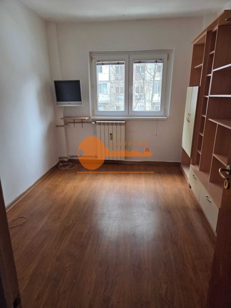 Apartament 3 camere decomandat 5 min metrou Gorjului - Poză 2