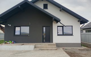 OPORTUNITATE: De vânzare - Casă nouă în cartier Izvor - Poză 1