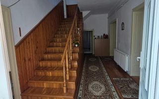 Casă tip duplex de vânzare – 217 mp, teren 897 mp, zona centrală Luduș - Poză 4